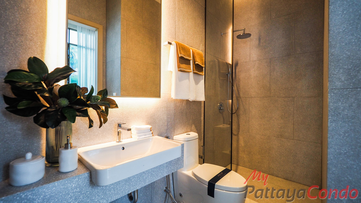 Arom Wong Amat Condo Pattaya For Sale - AROM02-19