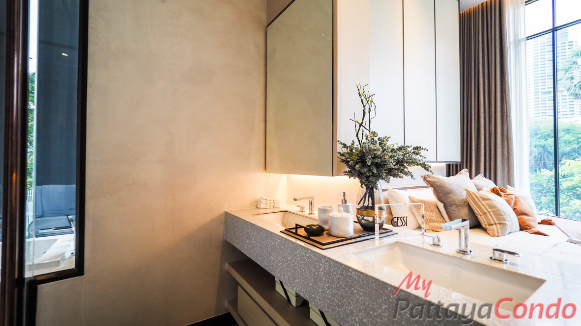 Arom Wong Amat Condo Pattaya For Sale - AROM02-13