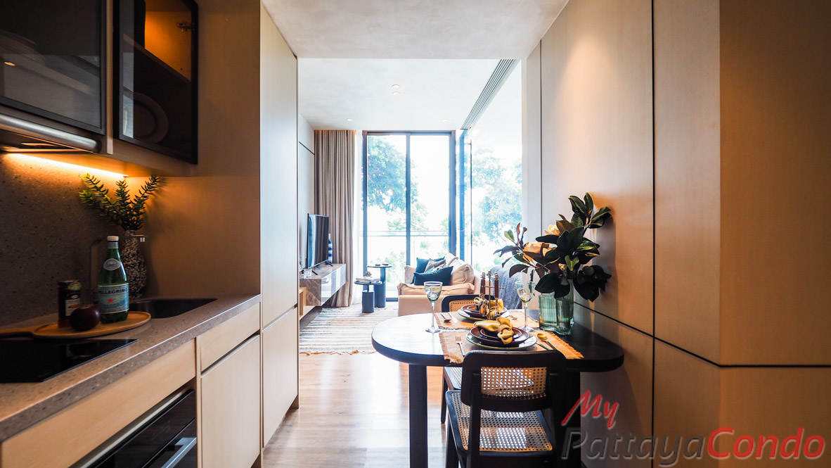 Arom Wong Amat Condo Pattaya For Sale - AROM03-1