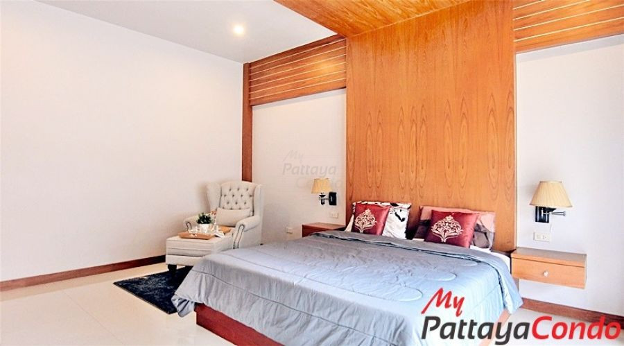Baan Piam Mongkol Village Huay Yai Pattaya Pool Villa For Sale - HEPMK01-6