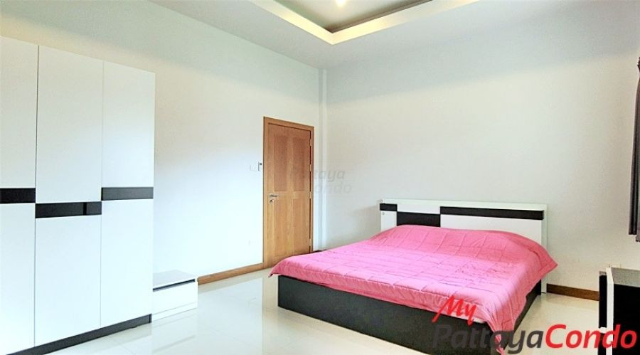 Baan Piam Mongkol Village Huay Yai Pattaya Pool Villa For Sale - HEPMK01-19