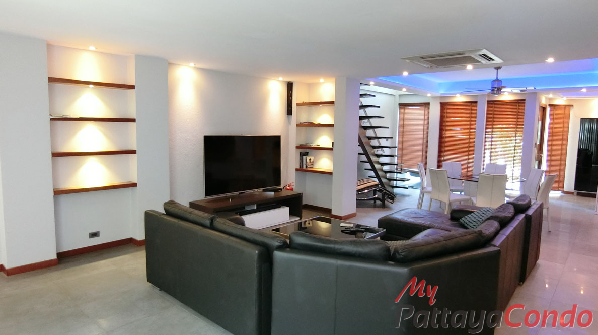 Boutique Garden Pool Villas Jomtien House For Sale - HJCTD02-4