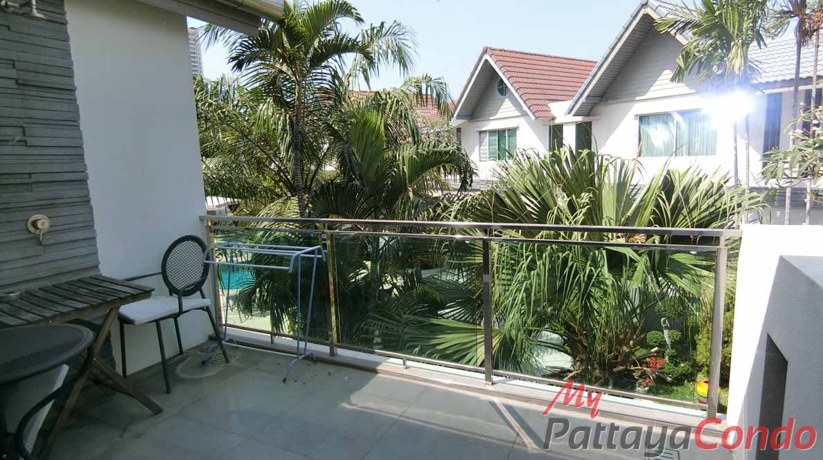 Boutique Garden Pool Villas Jomtien House For Sale - HJCTD02-32