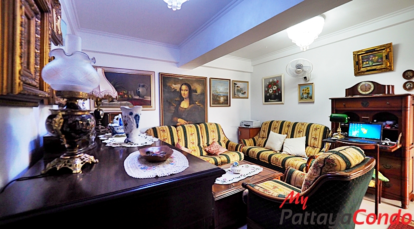 Center Condotel Pattaya Condo For Sale - CTRC01-1