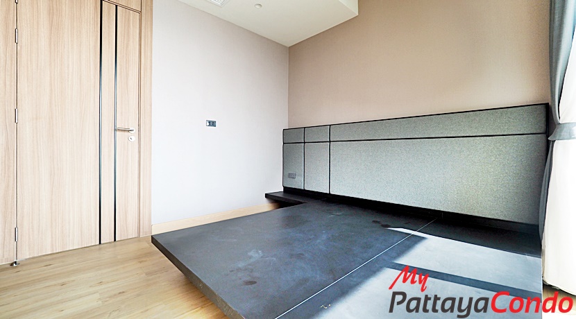 Cetus Beachfront Condo Pattaya For Sale - CETUS04-14