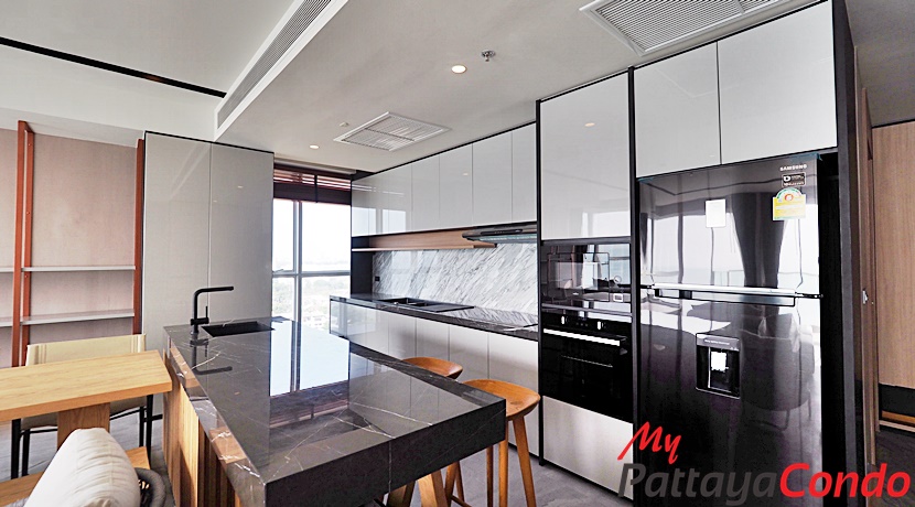 Cetus Beachfront Condo Pattaya For Sale - CETUS04-2