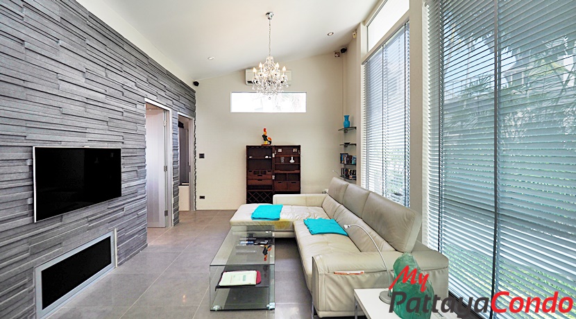 Boutique Garden Pool Villas Jomtien House For Sale - HJCTD01-1