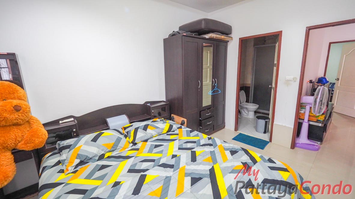 Chokchai Village 7 Townhouse Pattaya For Sale - HECCV701-12
