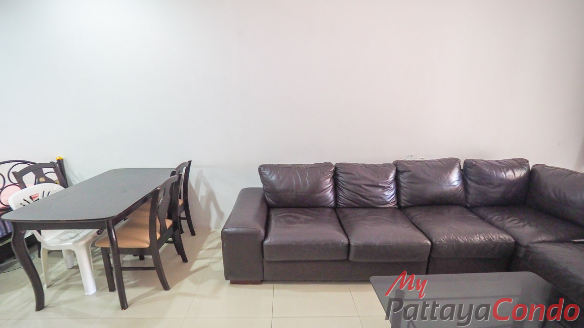 Chokchai Village 7 Townhouse Pattaya For Sale - HECCV701-7