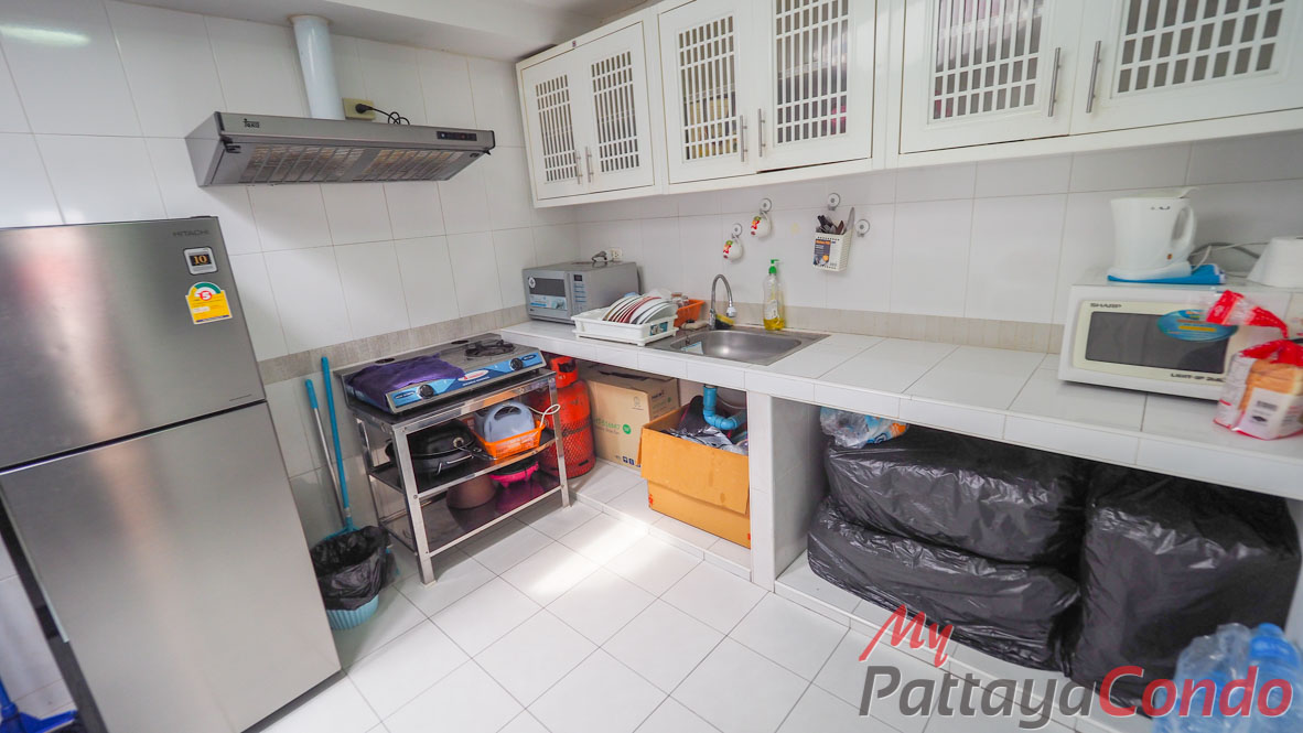 Chokchai Village 7 Townhouse Pattaya For Sale - HECCV701-8