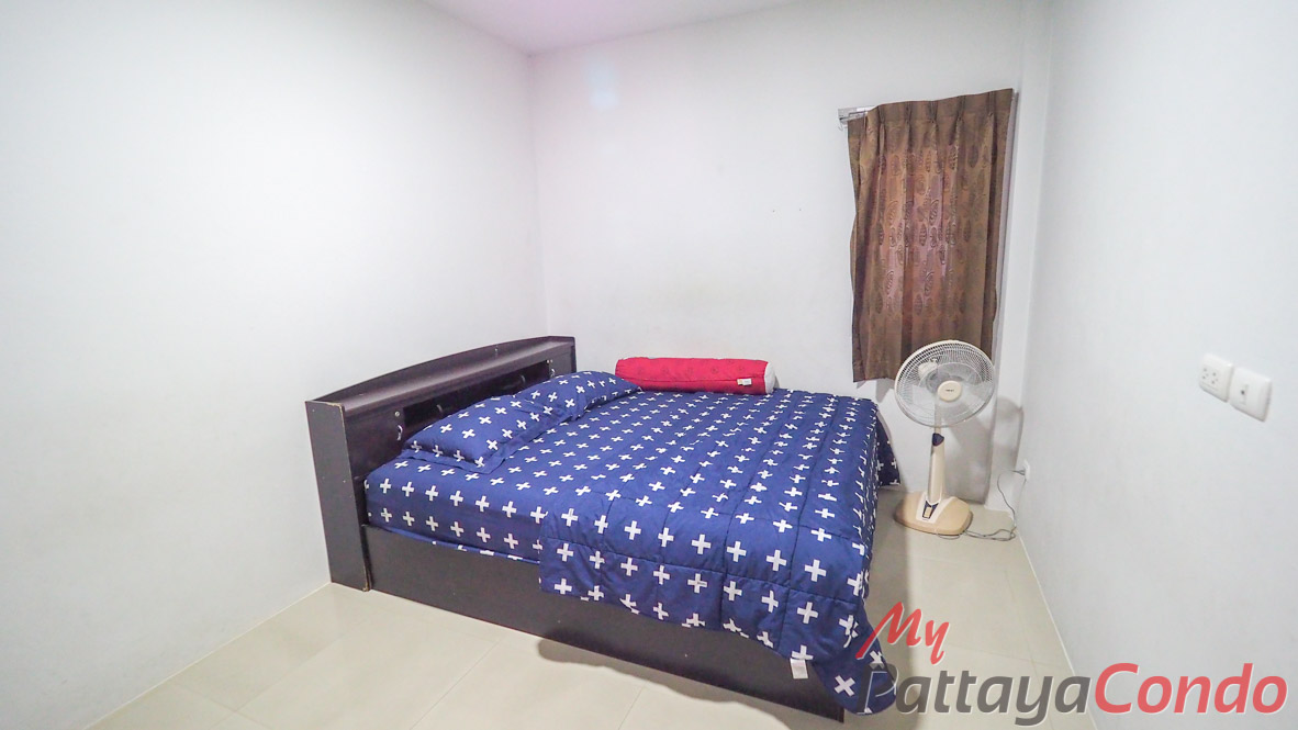 Chokchai Village 7 Townhouse Pattaya For Sale - HECCV701-14