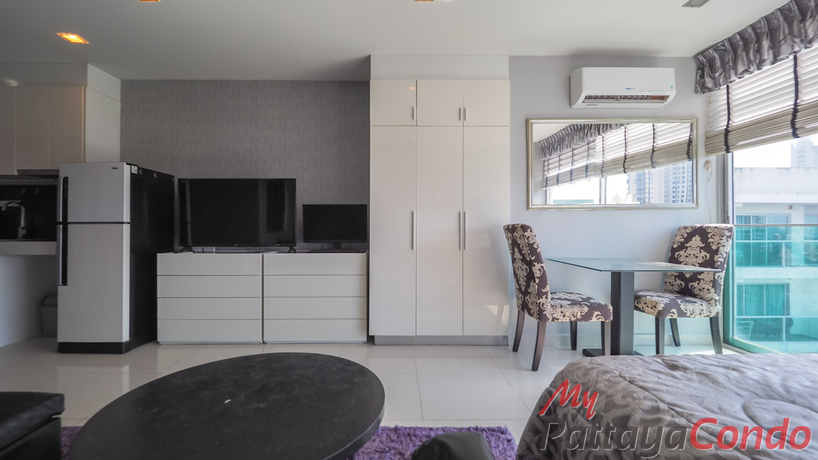 Club Royal Wong Amat Pattaya For Sale - CLUBR28-21