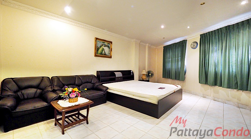 Commercial Shophouse For Sale Central Pattaya - CCP0001-21