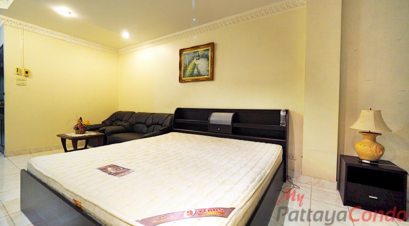 Commercial Shophouse For Sale Central Pattaya - CCP0001-22