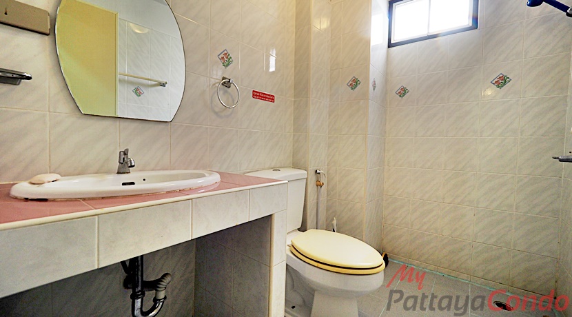 Commercial Shophouse For Sale Central Pattaya - CCP0001-24