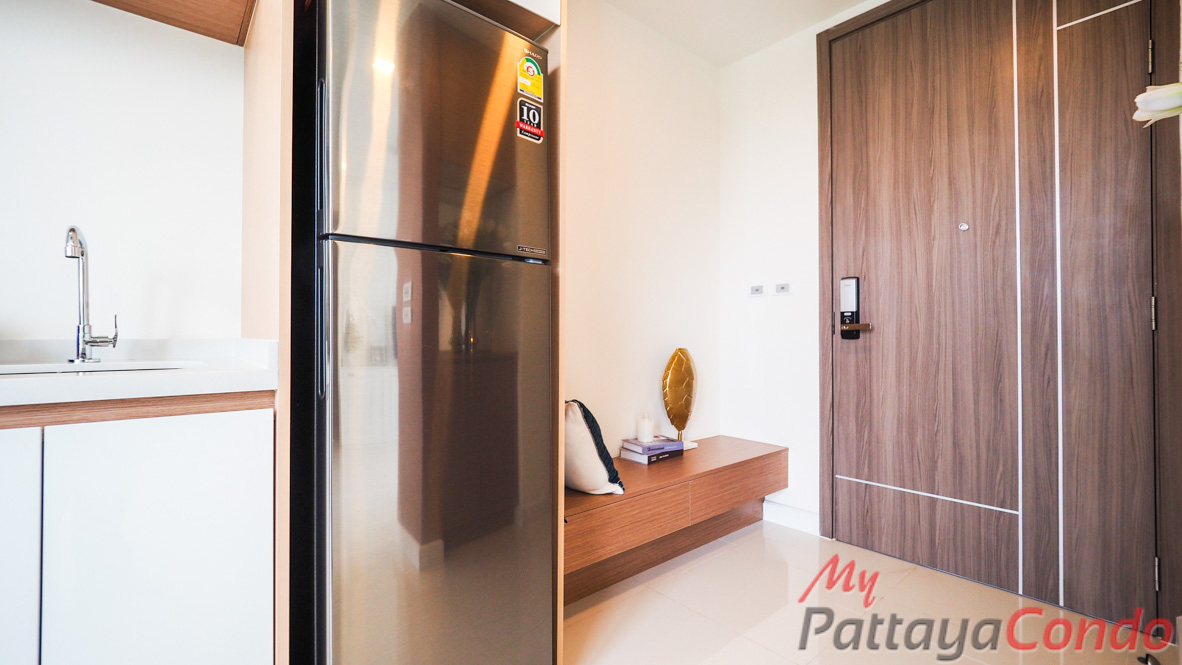 Del Mare Beachfront Bang Saray For Sale - DELM09-1