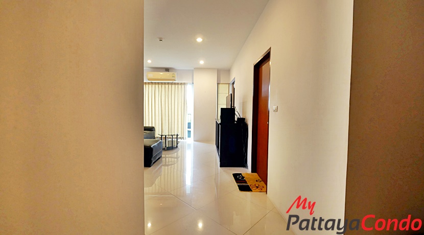 Diamond Suites Resort Pattaya Condo For Sale - DS01-0