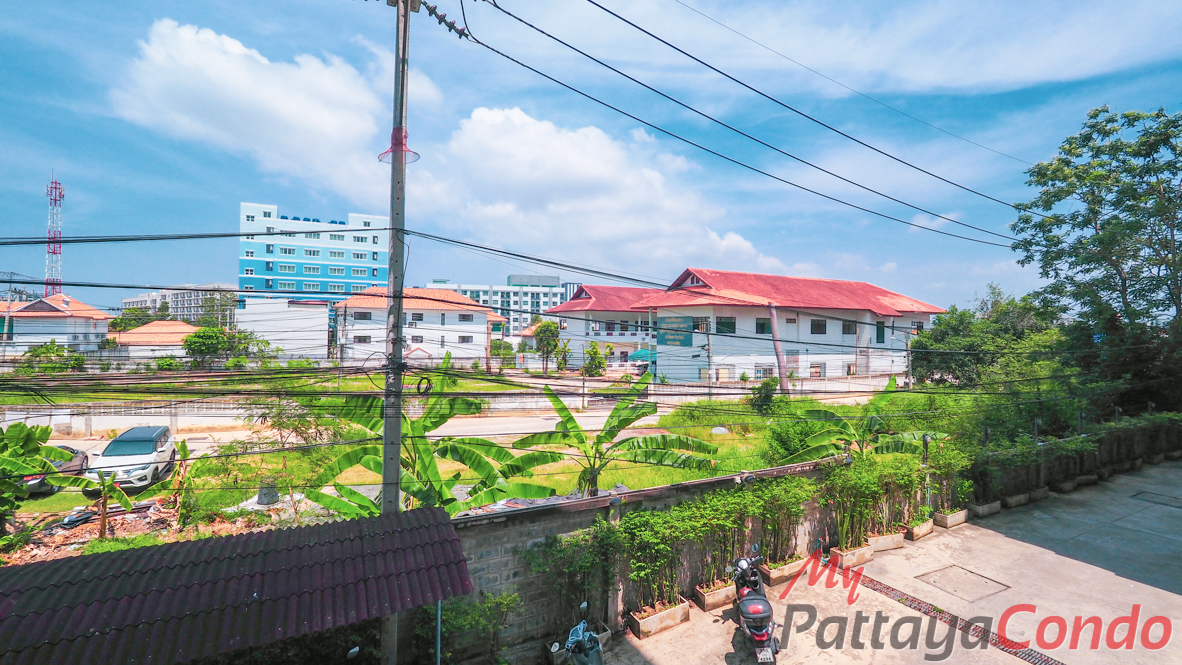 Diamond Suites Resort Pattaya Condo For Sale - DS15-21