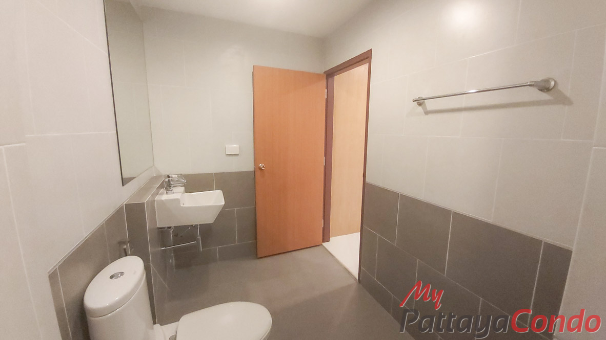 Diamond Suites Resort Pattaya Condo For Sale - DS13-12
