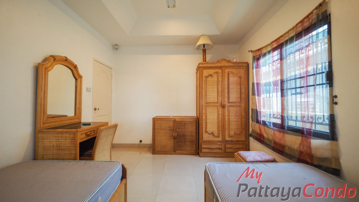 Ekmongkol Village 1 Pattaya For Sale - HEEMK01-30