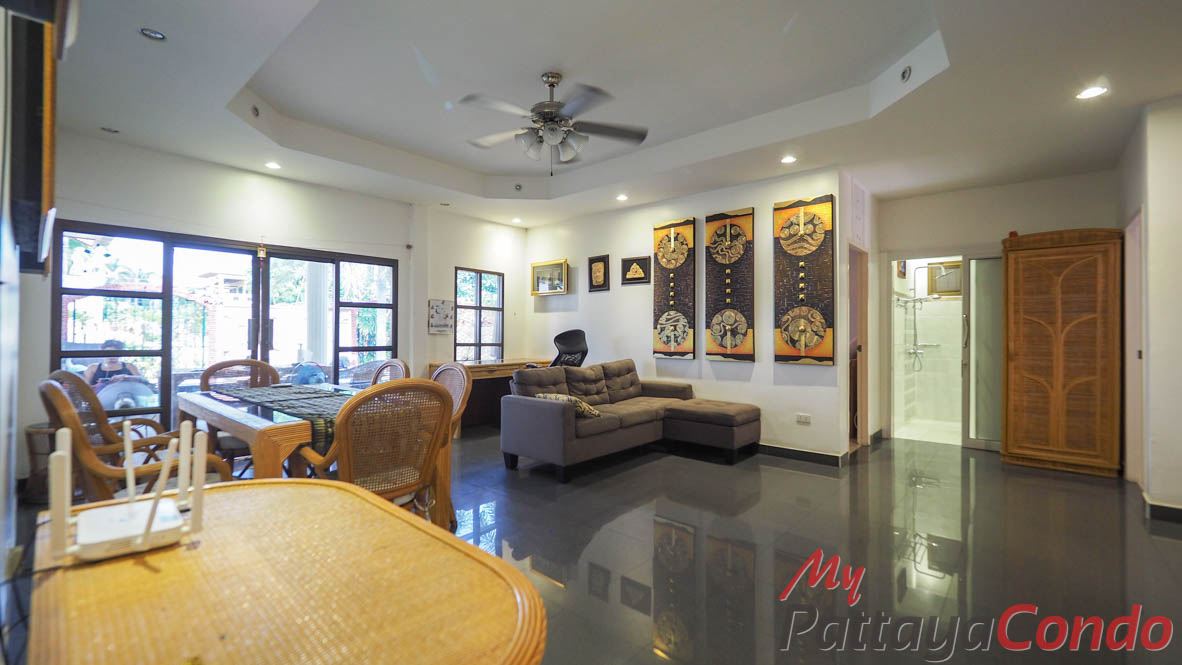 Ekmongkol Village 1 Pattaya For Sale - HEEMK01-11