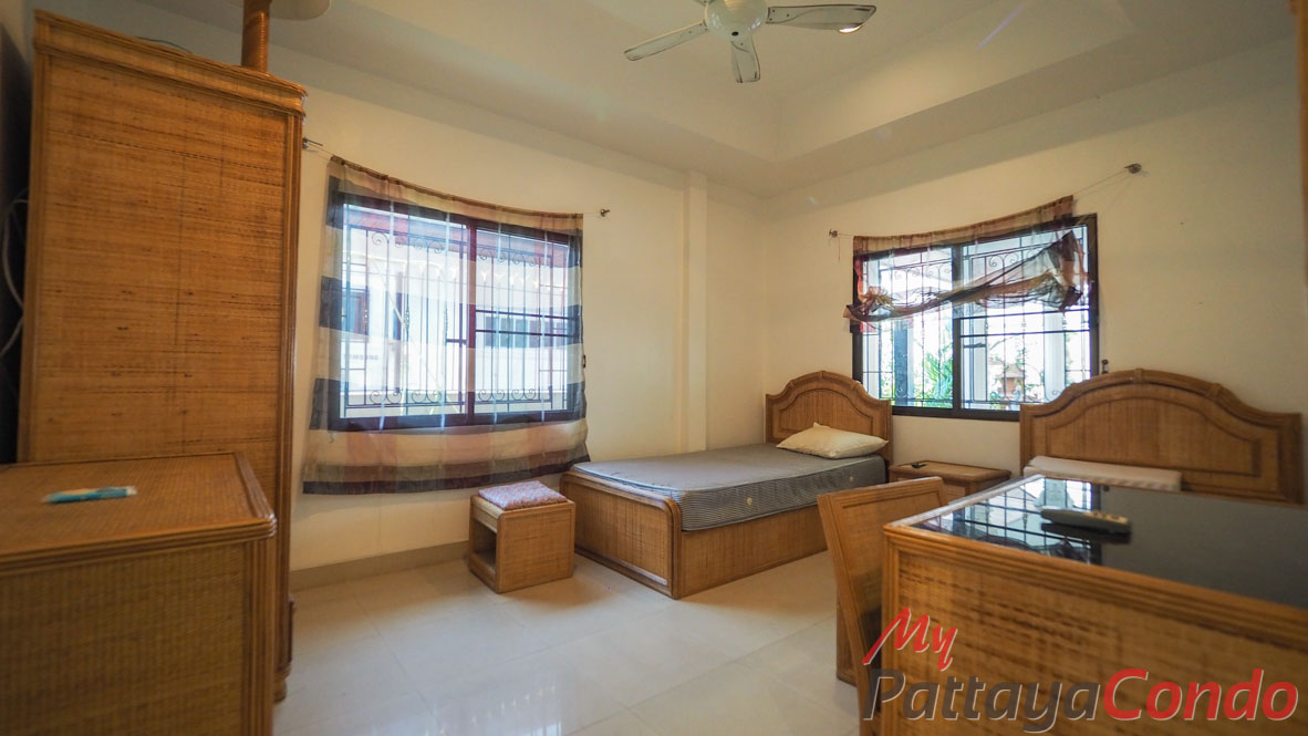 Ekmongkol Village 1 Pattaya For Sale - HEEMK01-28