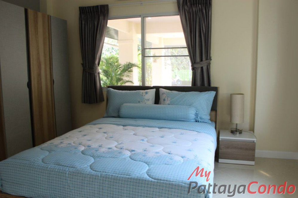 Green Field Villas 3 East Pattaya House For Sale - HEGF302-23