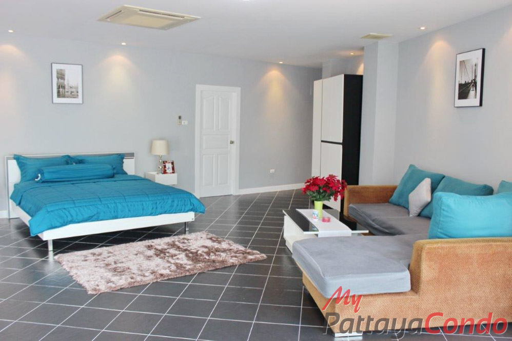 Green Field Villas 3 East Pattaya House For Sale - HEGF302-29
