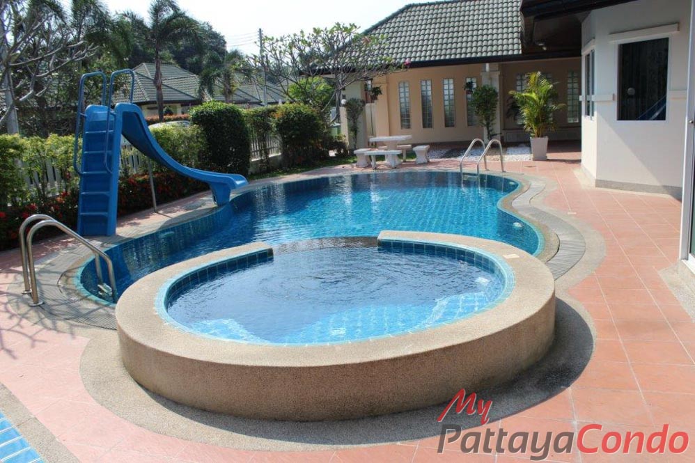 Green Field Villas 3 East Pattaya House For Sale - HEGF302-5