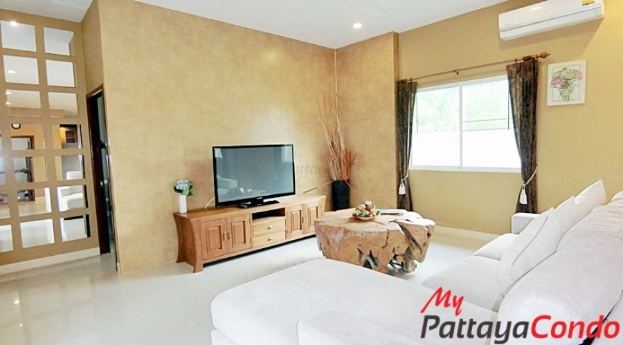Impress House Village East Pattaya House For Sale - HEIS01-4