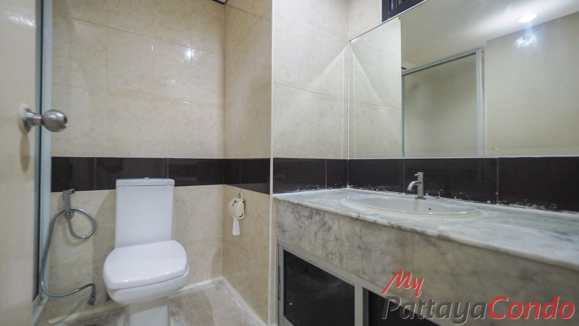 Jomtien Complex Condotel Pattaya For Sale - JTC07-20