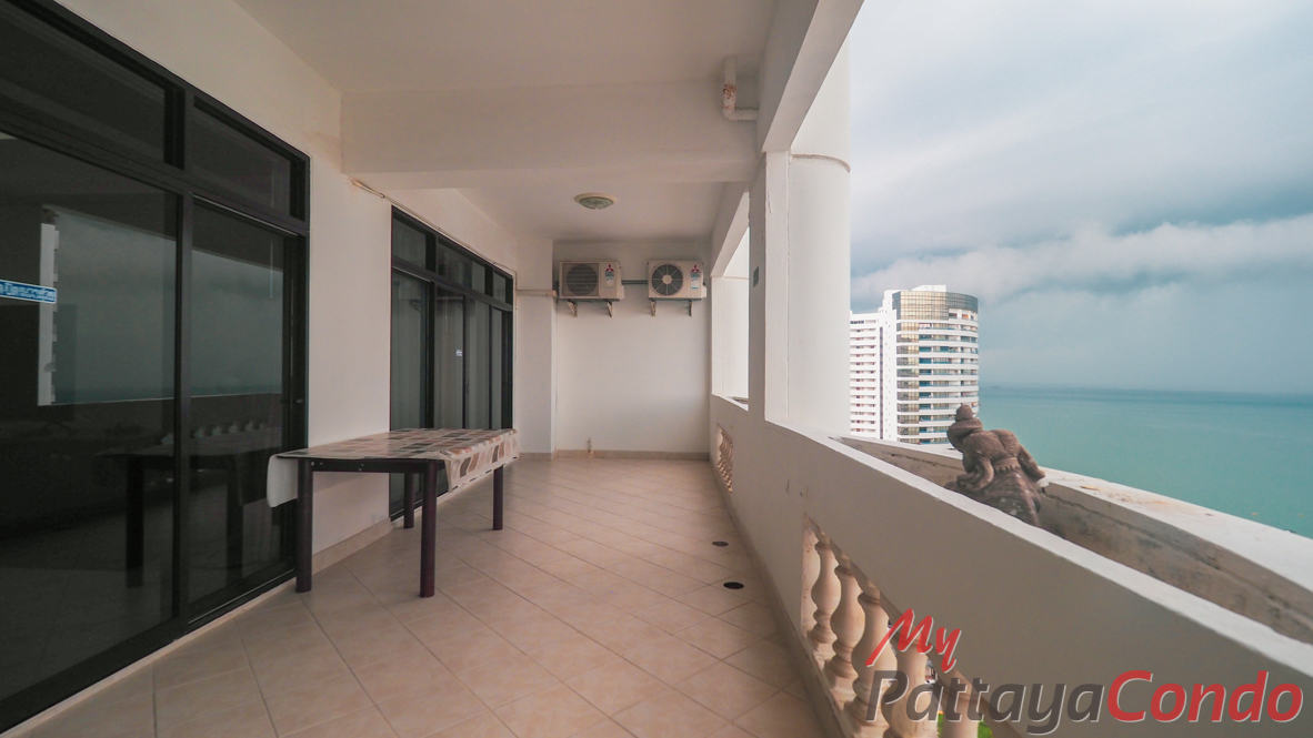 Jomtien Complex Condotel Pattaya For Sale - JTC07-21