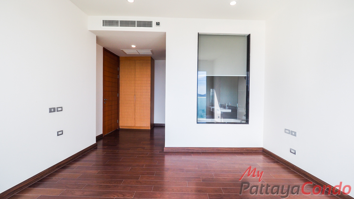 Movenpick White Sand Beach Condo Pattaya For Sale - MWS04-29
