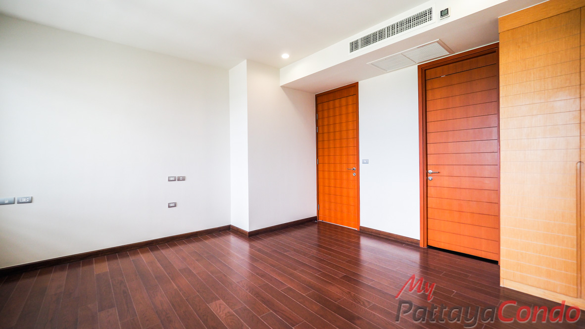 Movenpick White Sand Beach Condo Pattaya For Sale - MWS04-15