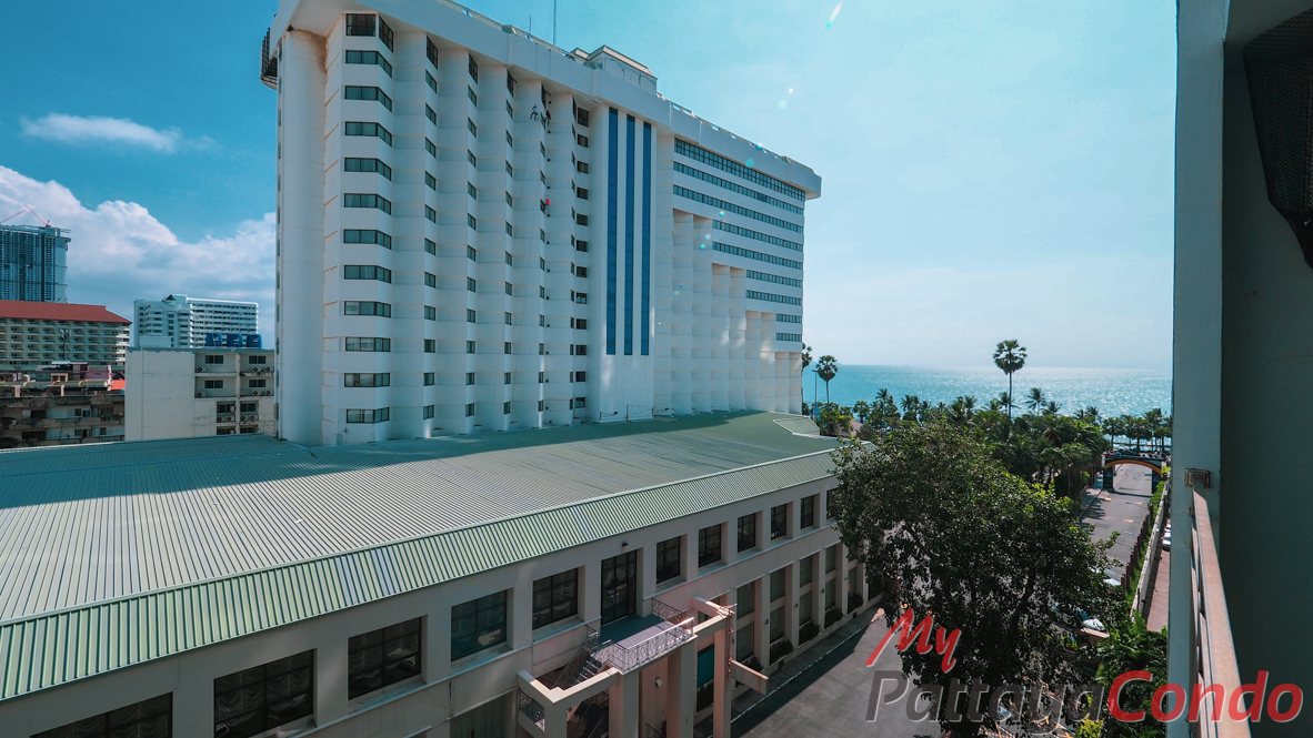 NEO Condo @ Pattaya Jomtien For Sale - NEO02-23