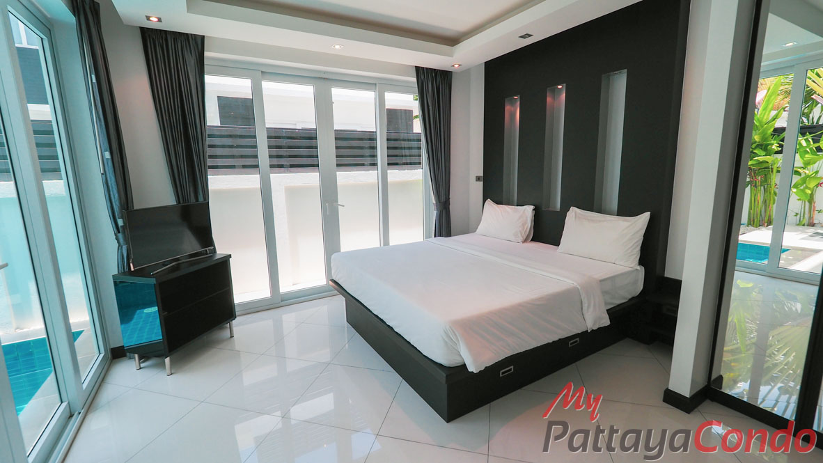 Palm Oasis Pool Villa Pattaya House For Sale - HJPO02-10