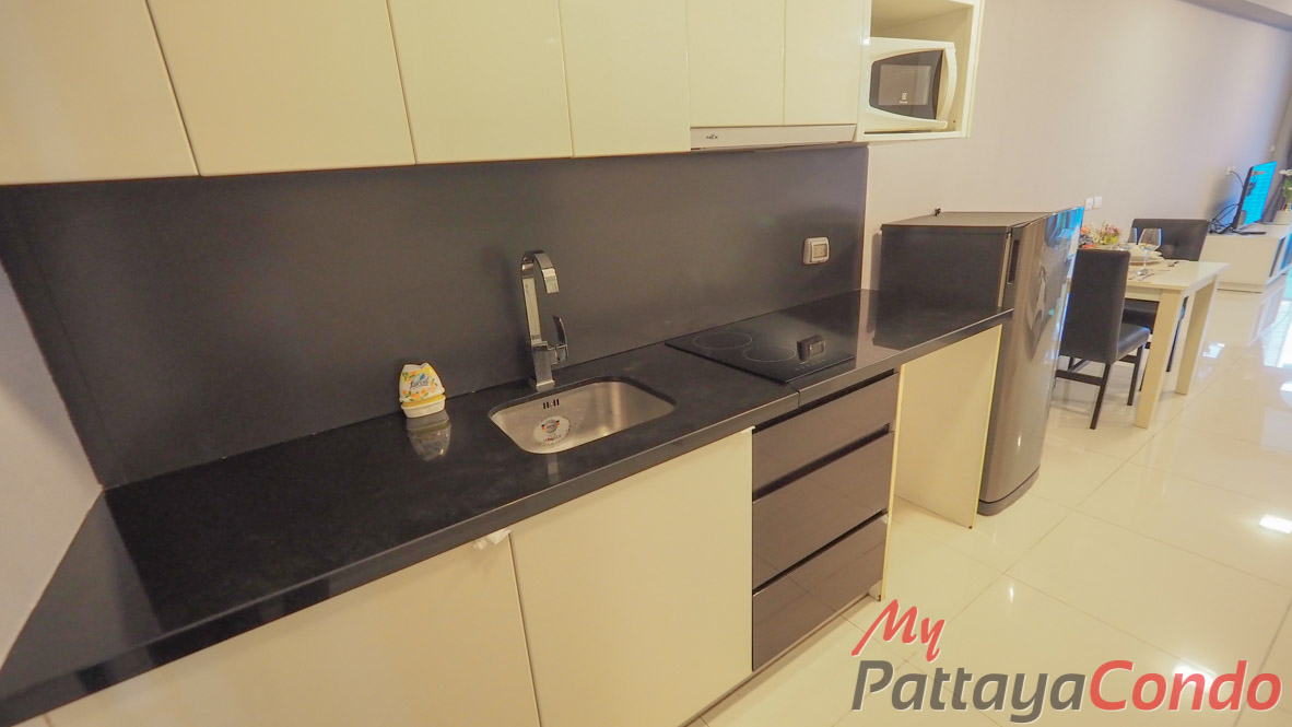 Park Royal 2 Pattaya Condo For Sale - PARK2R10-1
