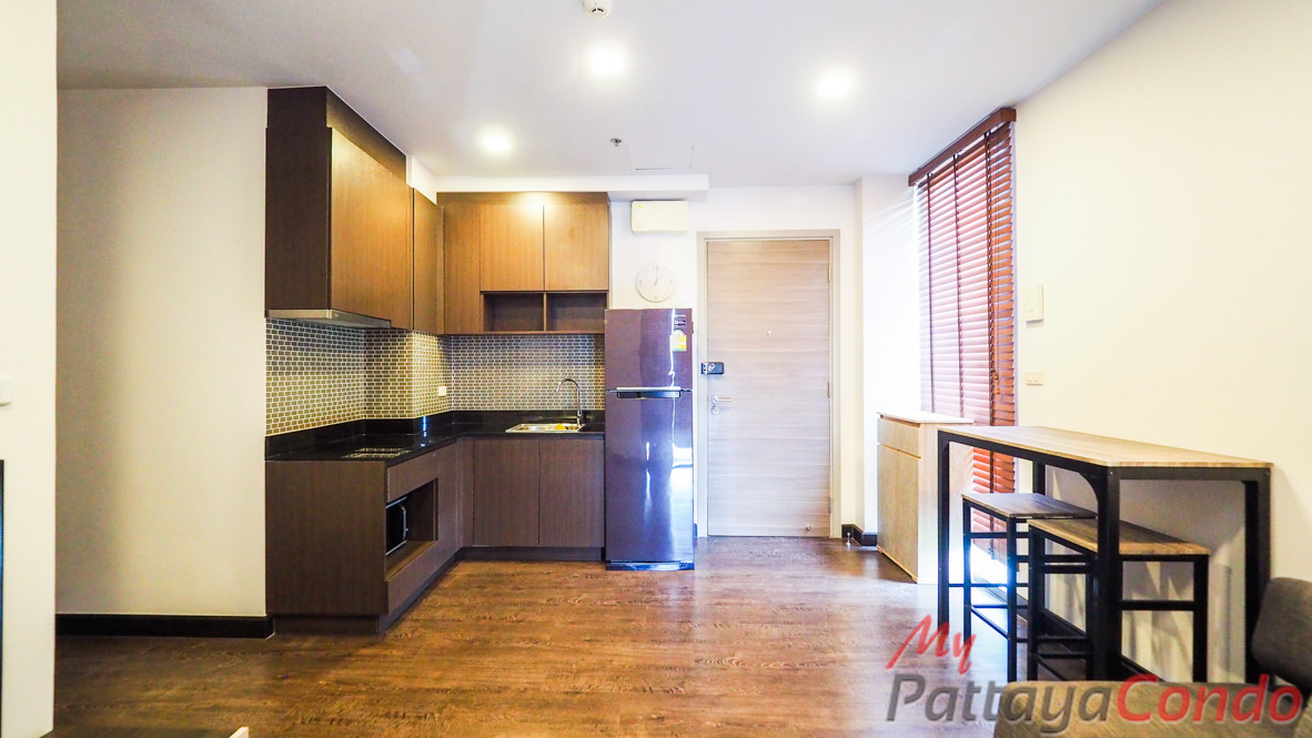 Pattaya Posh Condo For Sale - POSH03-1