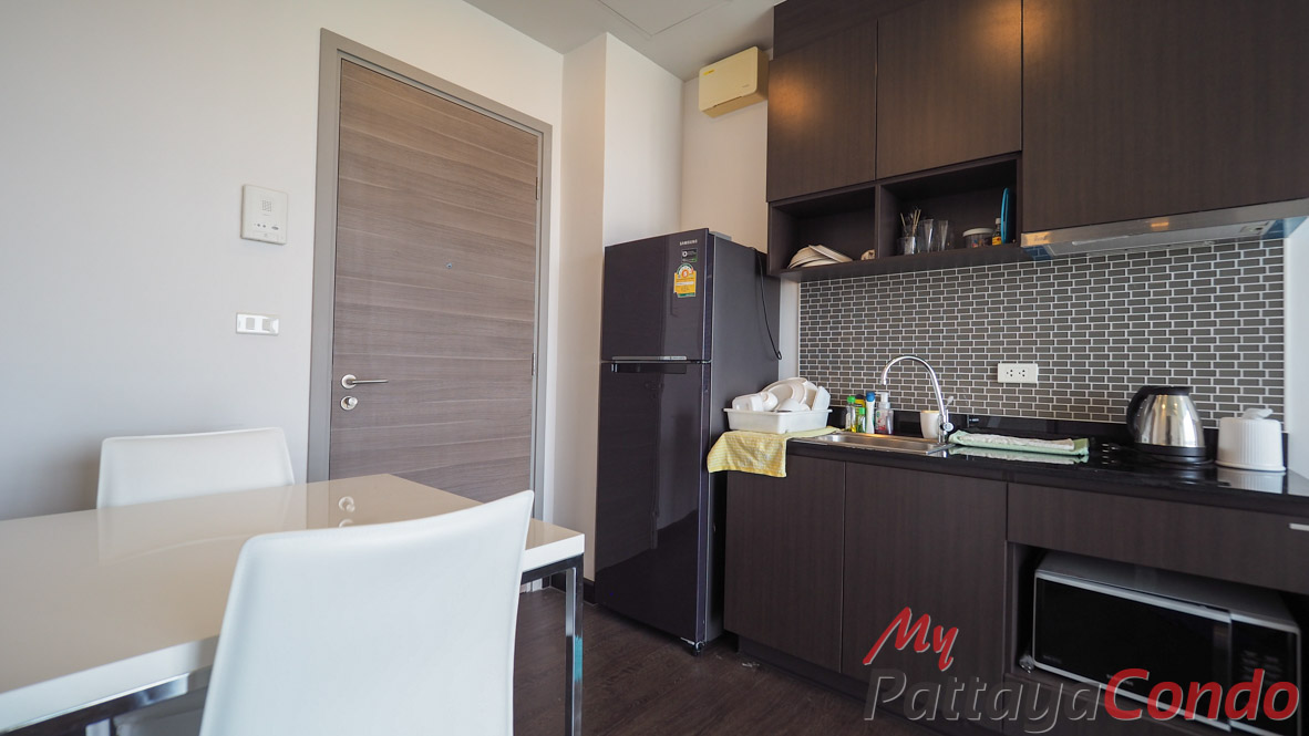 Pattaya Posh Condo For Sale - POSH06-1