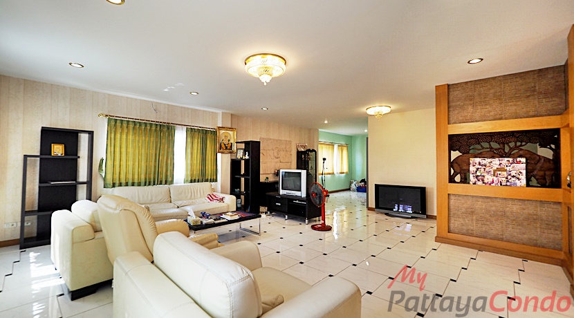 Private House Naklua Pattaya For Sale - HN0002-13