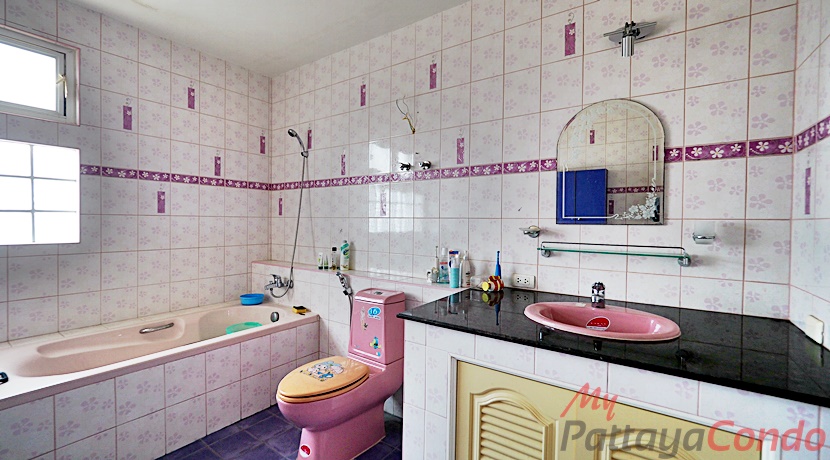 Private House Naklua Pattaya For Sale - HN0002-26