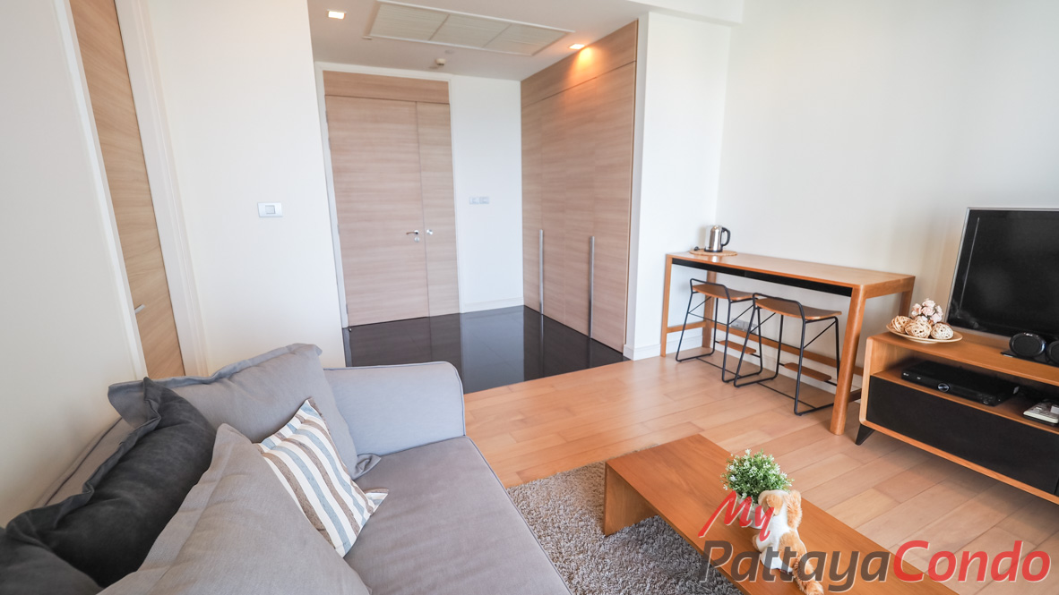 Reflection Jomtien Pattaya Condo For Sale - RF19-4