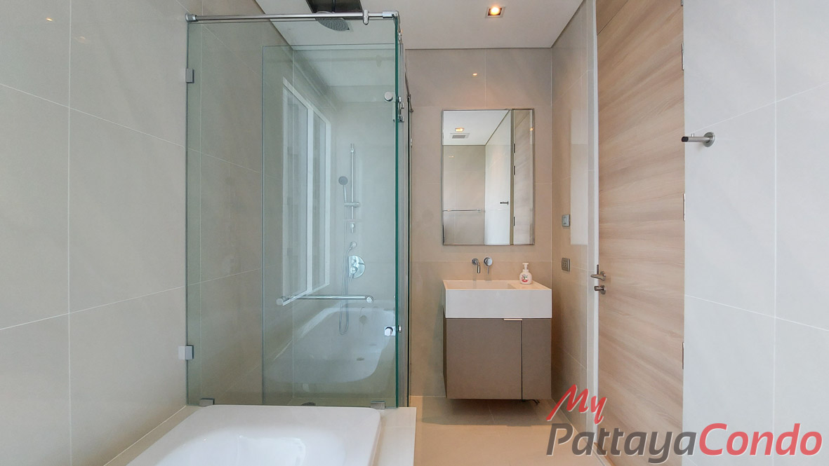 Reflection Jomtien Pattaya Condo For Sale - RF18-28