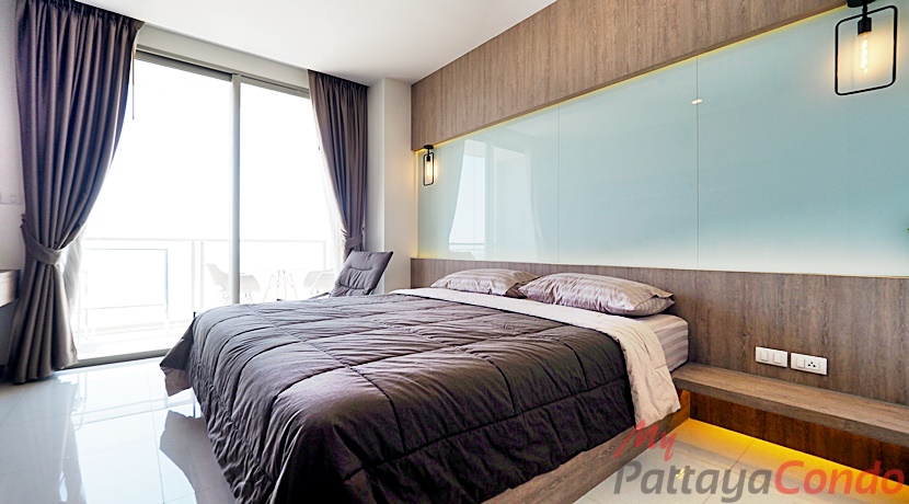 Riviera Wong Amat Condo For Sale - RW45-3