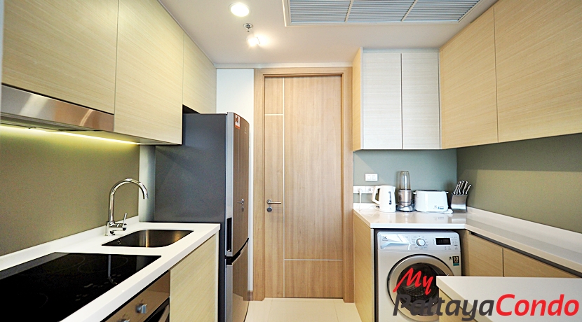 Riviera Wong Amat Condo For Sale - RW09-1