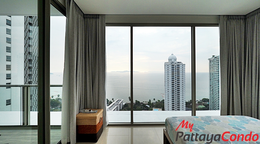 Riviera Wong Amat Condo For Sale - RW09-8