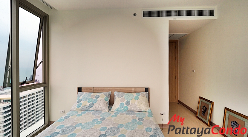 Riviera Wong Amat Condo For Sale - RW09-9