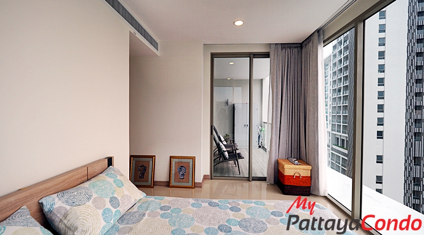 Riviera Wong Amat Condo For Sale - RW09-11