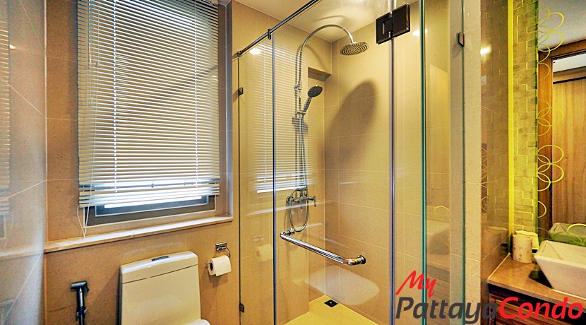 Riviera Wong Amat Condo For Sale - RW09-13