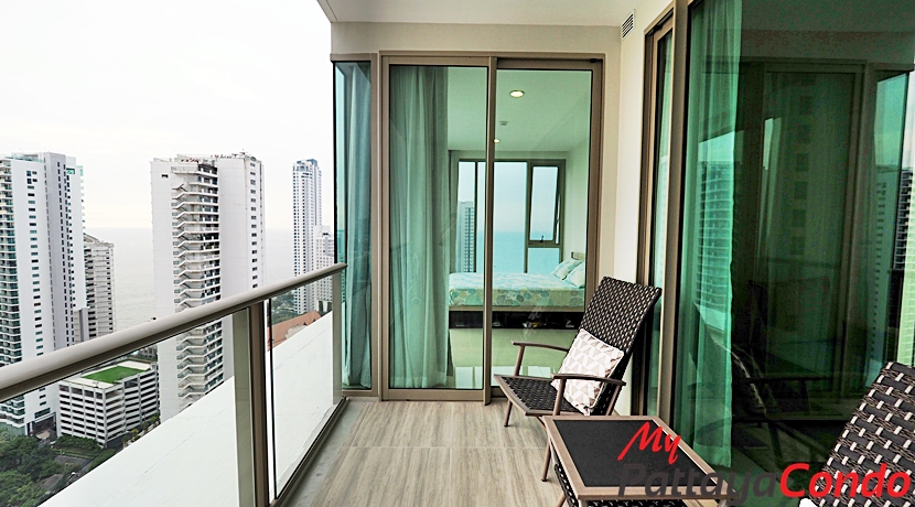 Riviera Wong Amat Condo For Sale - RW09-20